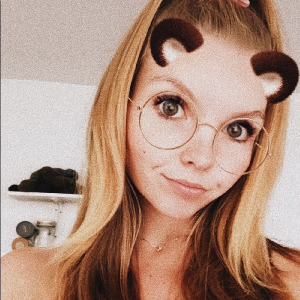 Meet your Posher, Katie